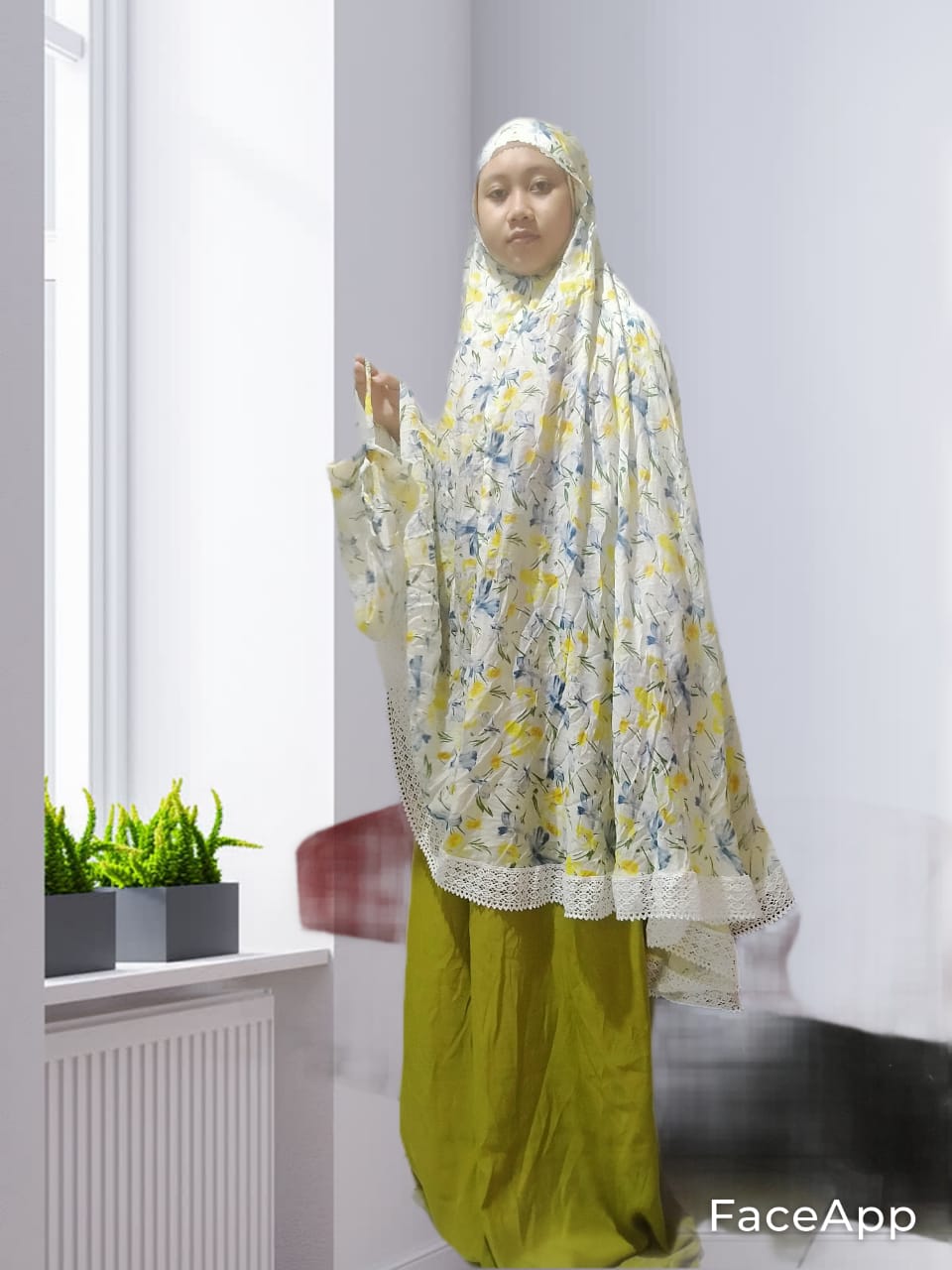Busana Muslim Wanita Mukena Silk Kembang 2 in 1