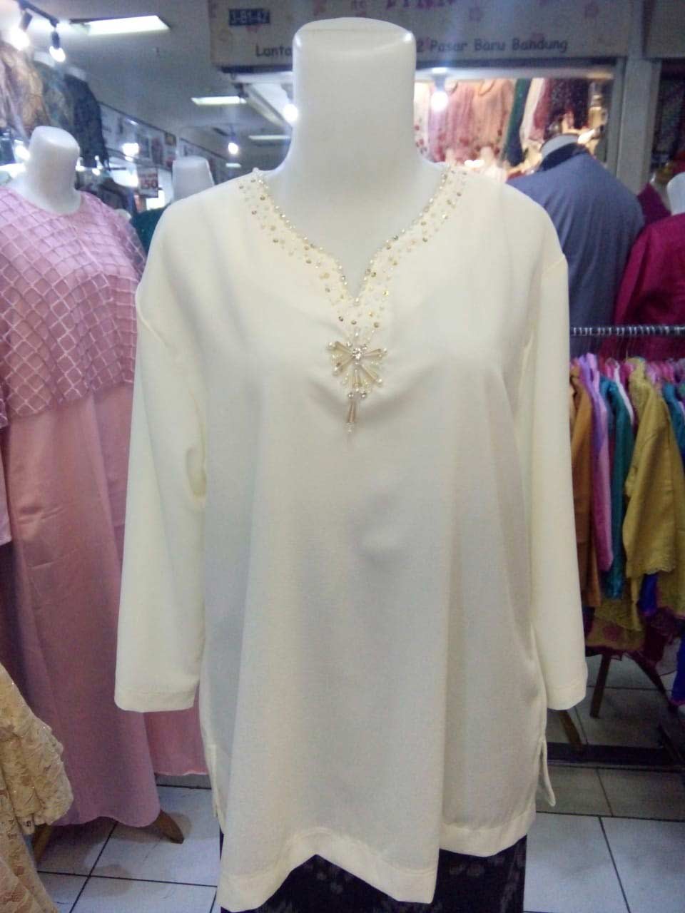 Atasan / Blouse Manik Swarozky