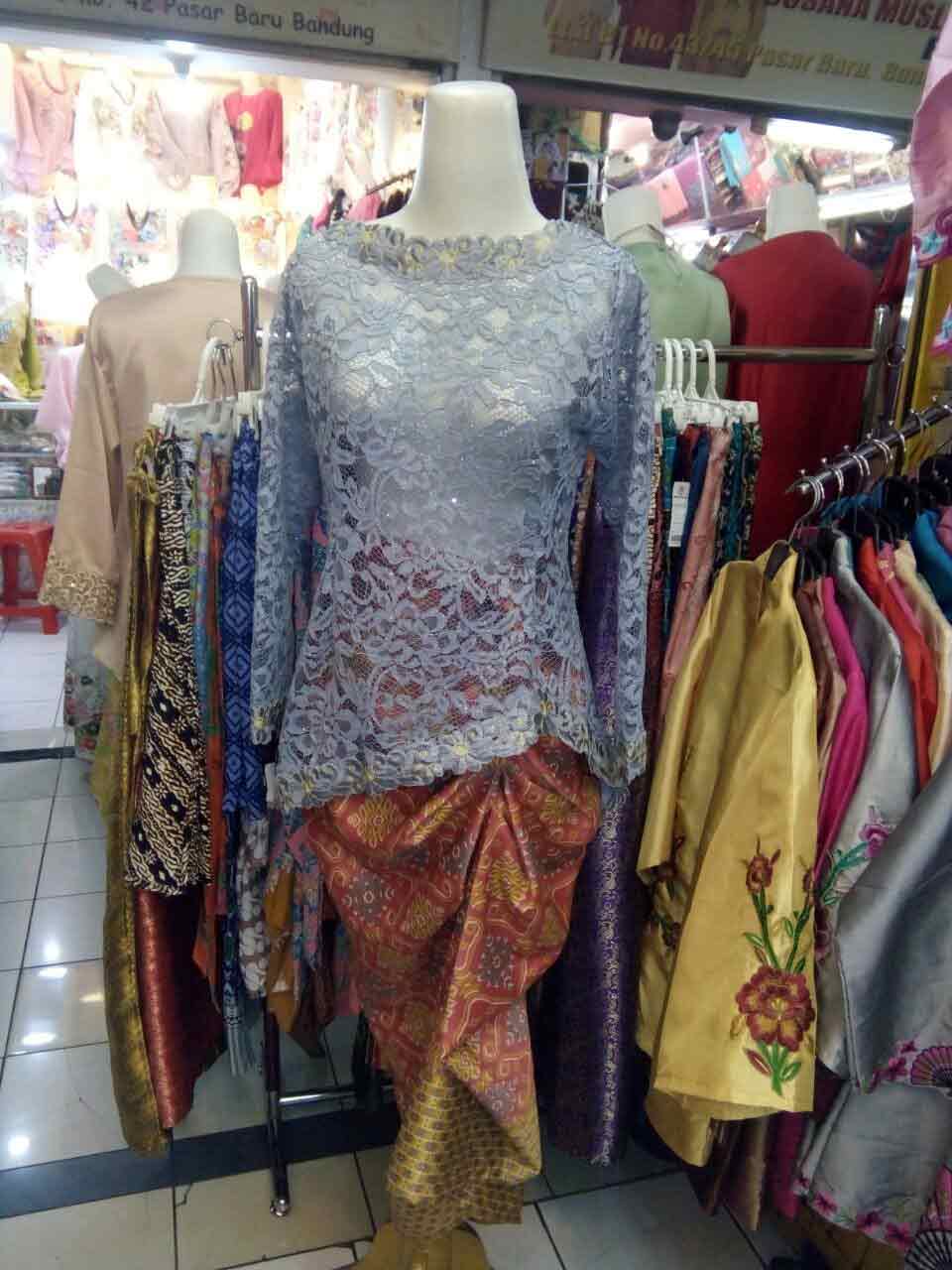 Atasan / Kebaya Brukat Sabrina