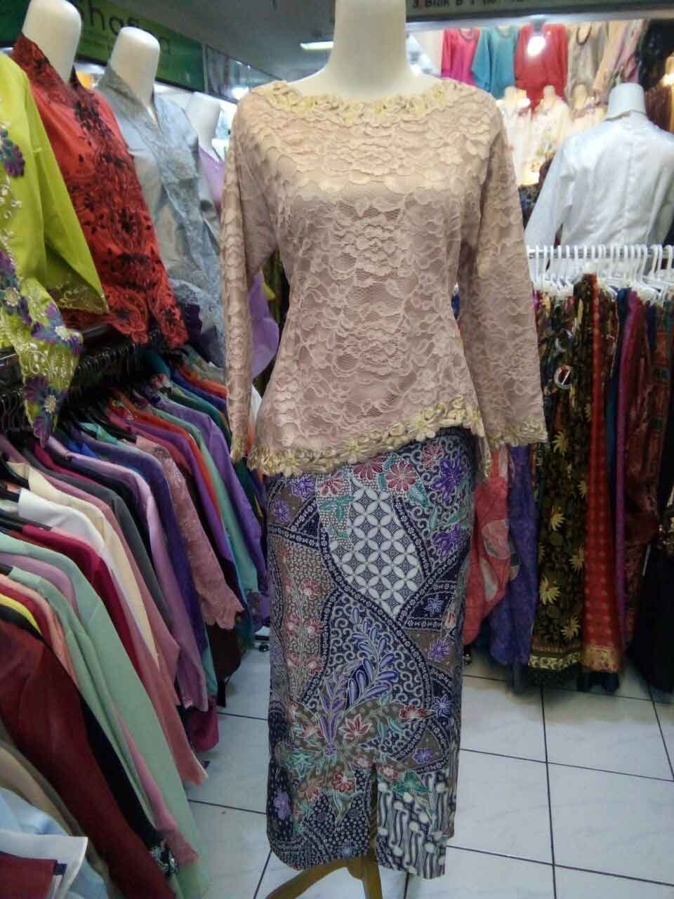 Atasan / Kebaya Brukat Sabrina