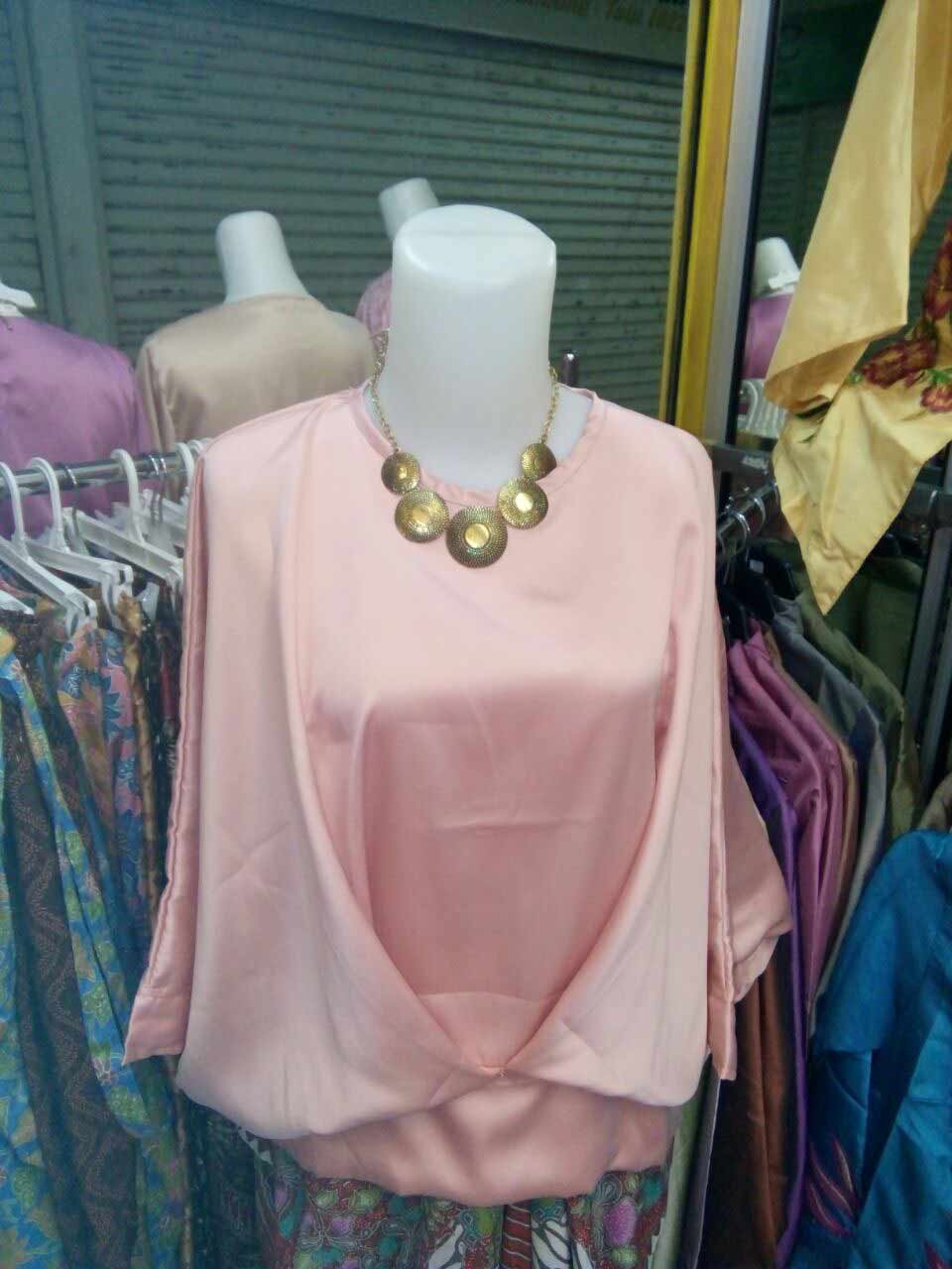 Atasan / Blouse Semi Sutra 1