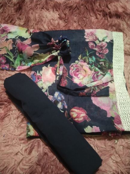 Busana Muslim Wanita Mukena Silk Kembang Gbr 2