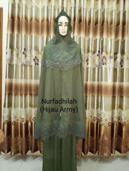 Mukena Nurfadhila