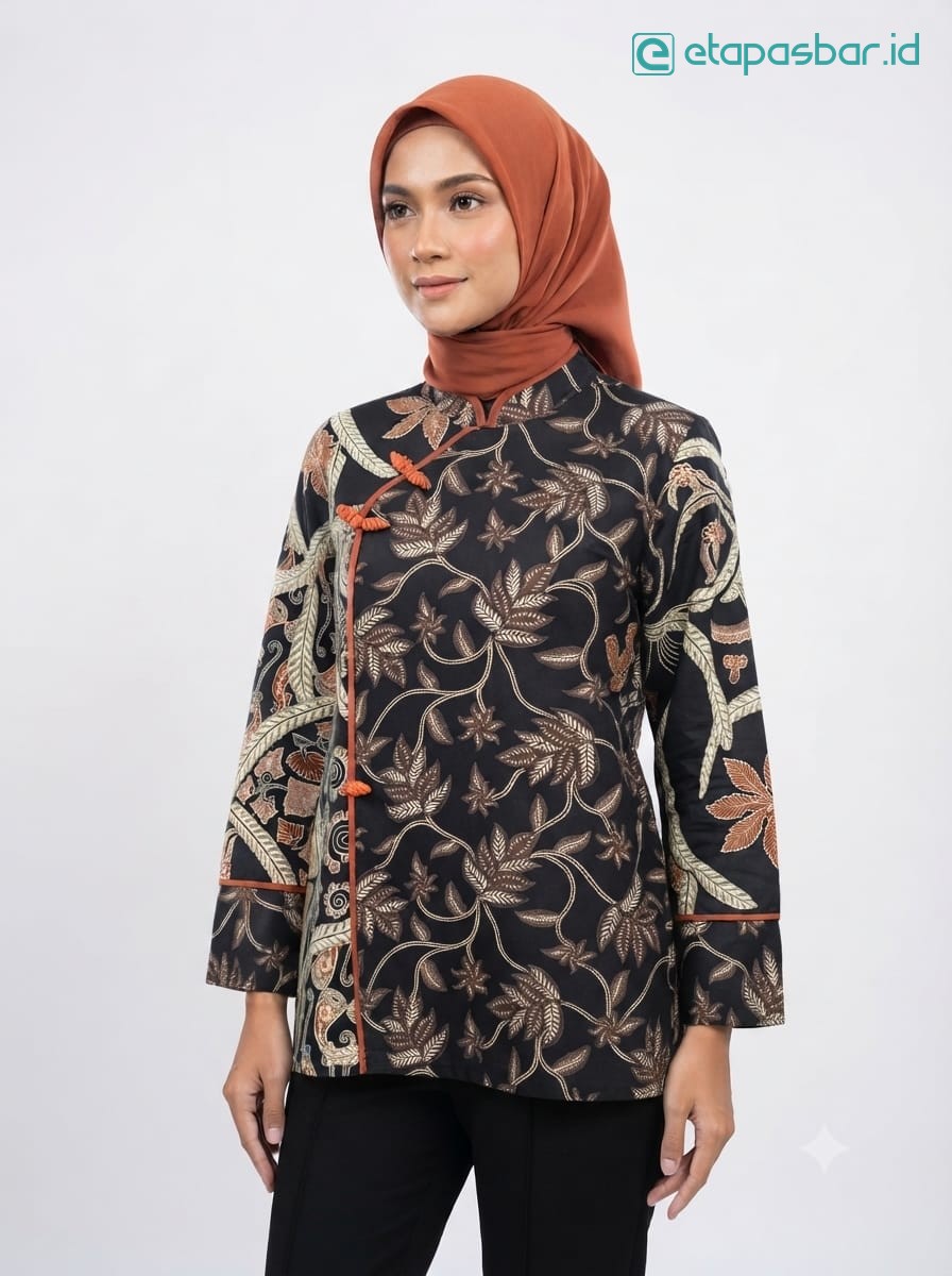 Tunik Batik Rengganis - Motif Daun Hitam (foto asli)