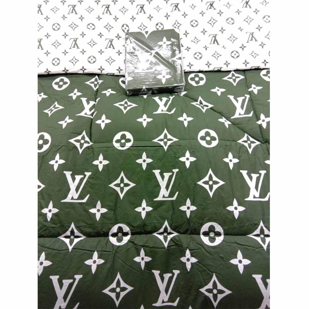 Sprei &amp; Bedcover Motif LV