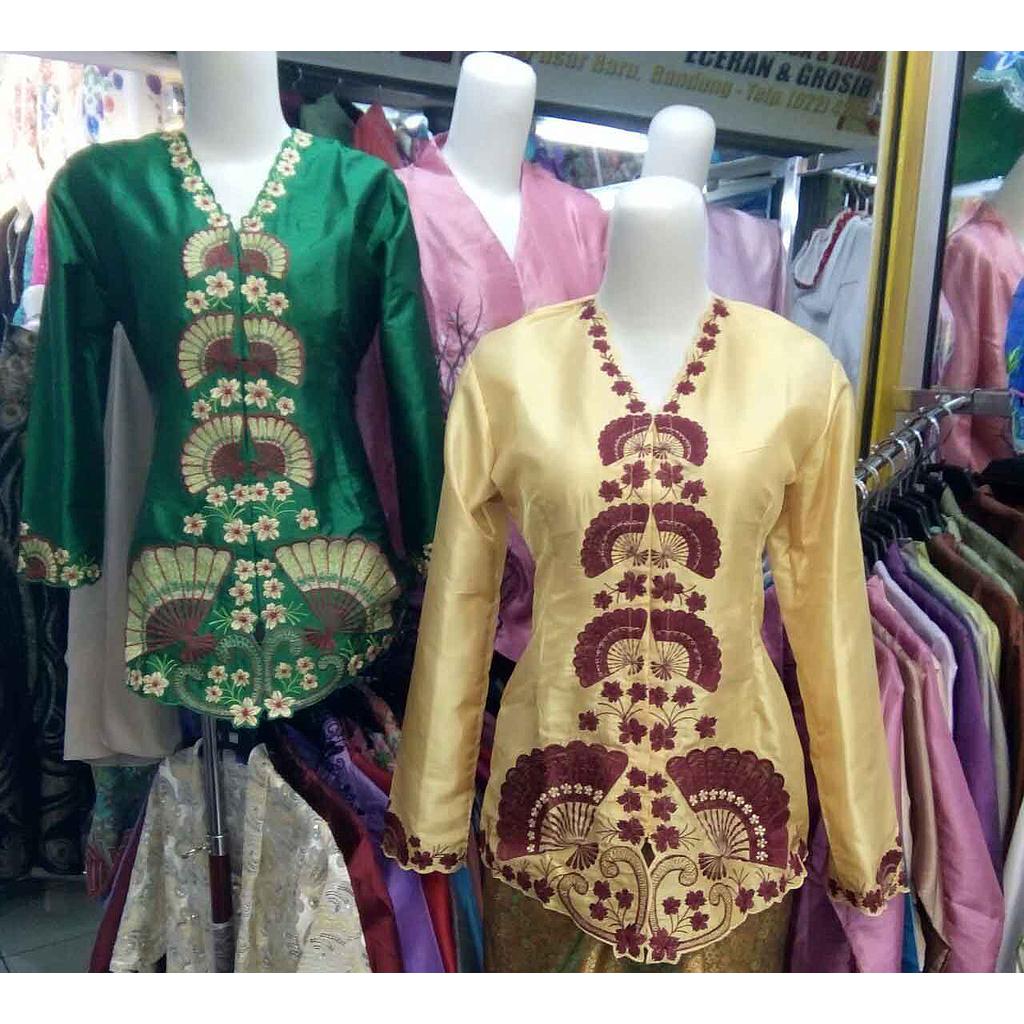 Atasan / Kebaya Encim Bordir Sakura Kipas