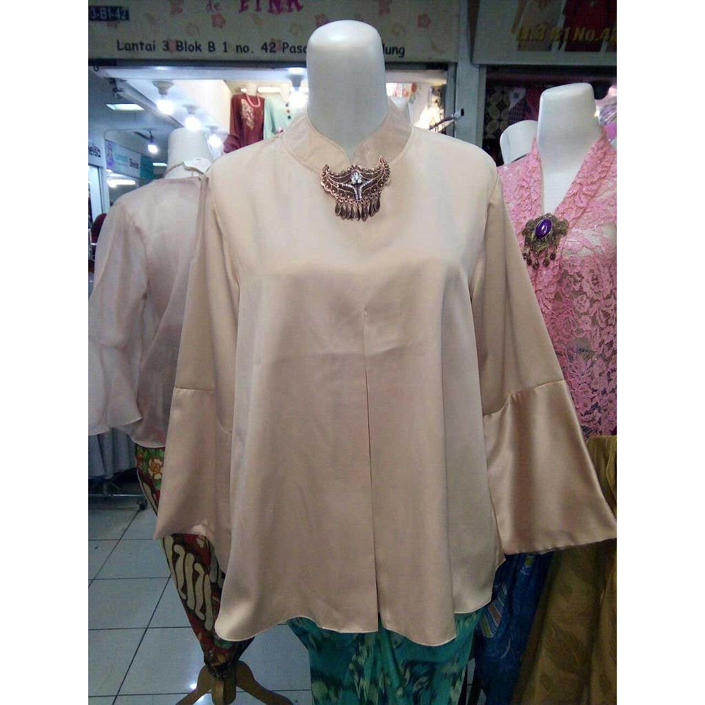 Atasan / Blouse Simple Semi Sutra