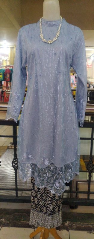Stelan Kebaya Tile Mutiara
