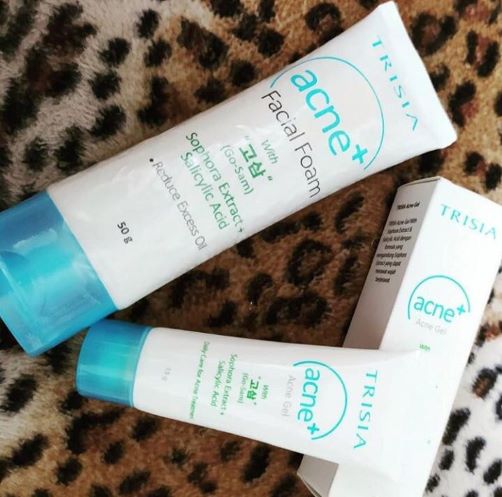 Paket Kosmetik Trisia Acne Facial Foam &amp; Acne Gel