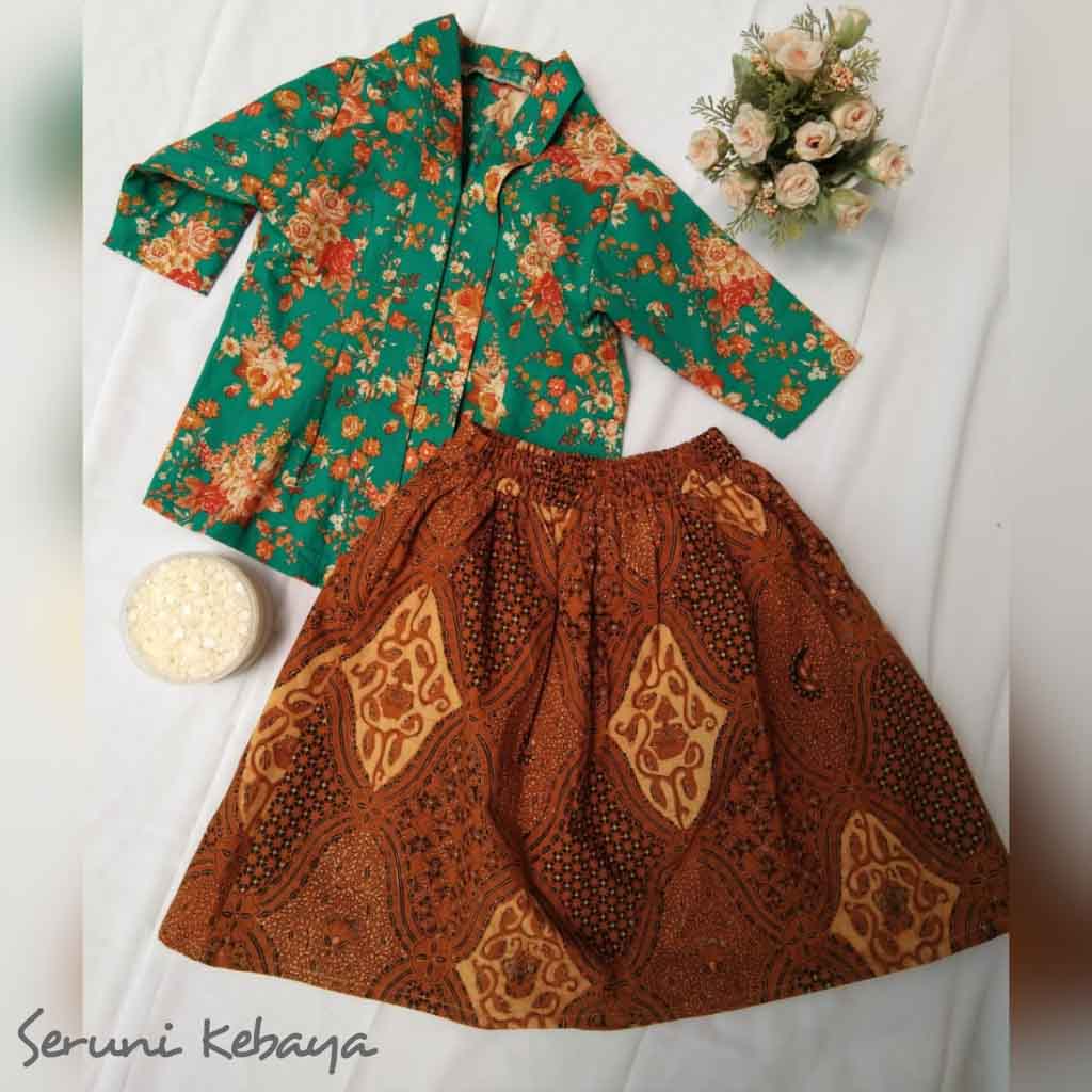 Kebaya &amp; Rok Anak Seruni