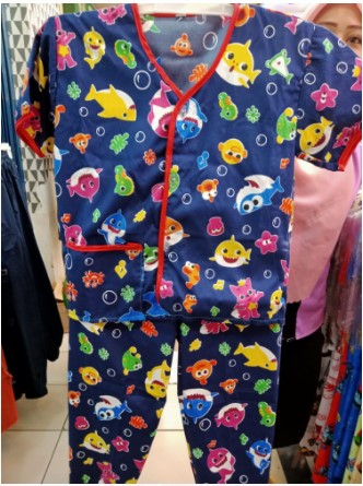 Baju Tidur Stelan Anak Motif Hiu